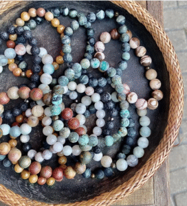 Benefits of Wearing Crystal Jewelry