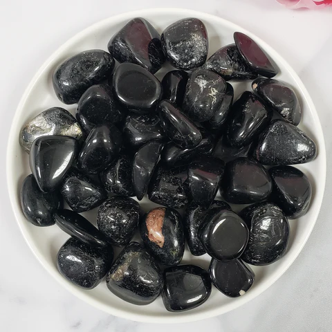 Black Tourmaline crystal1