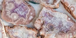 Flower Agate crystal1