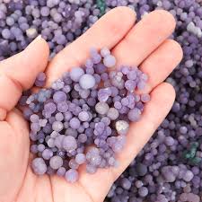 Grape Agate crystal1