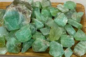 Green Calcite crystal1
