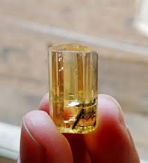 Heliodor crystal1