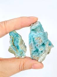 Hemimorphite crystal1