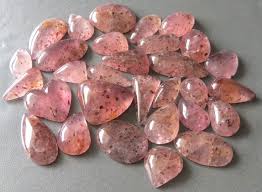 Hilutite crystal2