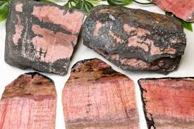 Pyroxmangite Crystal