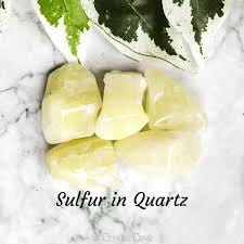 Sulfur Quartz crystal1
