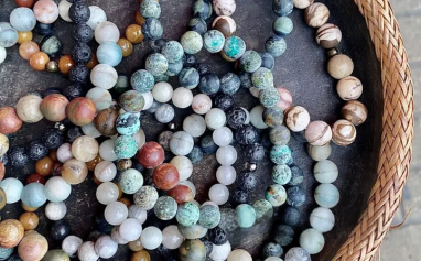 Benefits of Wearing Crystal Jewelry